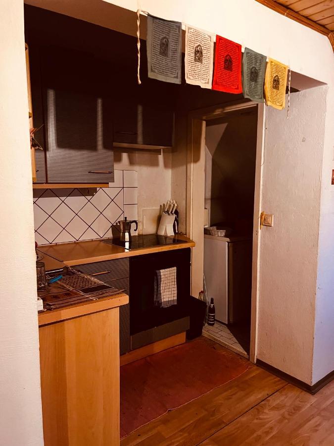 Private Room In Innerstadt غراتس المظهر الخارجي الصورة